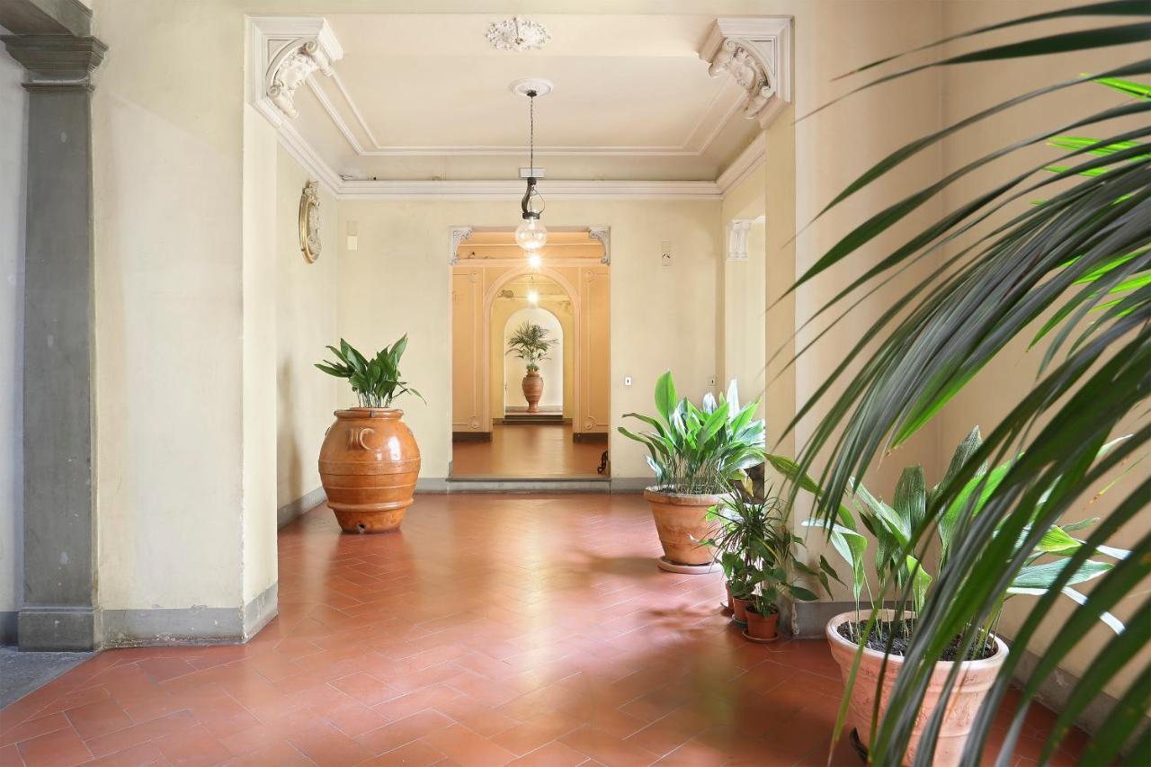 Apt. Perla - Pauline Suites, Palazzo Borghese Florencia Exterior foto